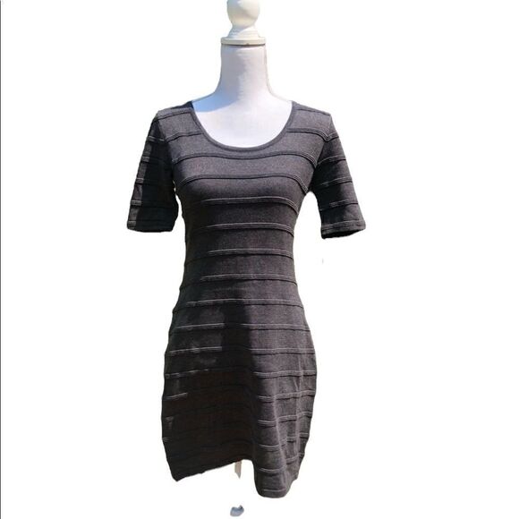NWT CALVIN KLEIN SMALL CHARCOAL SWEATER DRESS - Picture 1 of 4
